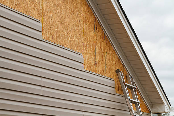 24/7 Emergency Storm Damage Siding Repair experts in Afton, MN